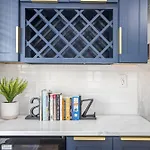 Boho Luxury| Ev Charger| Fenced Yard | King Beds