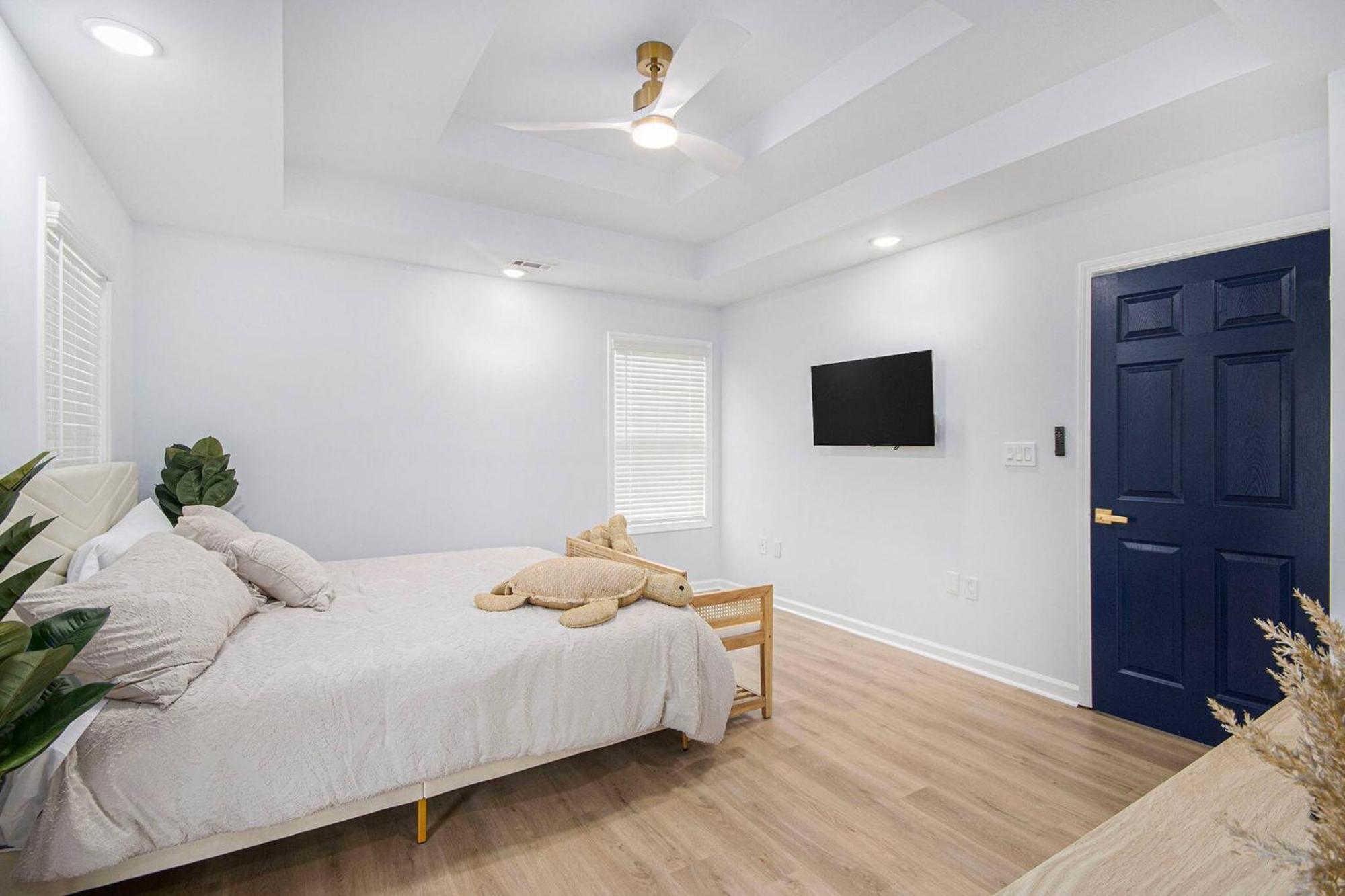 Boho Luxury| Ev Charger| Fenced Yard | King Beds *